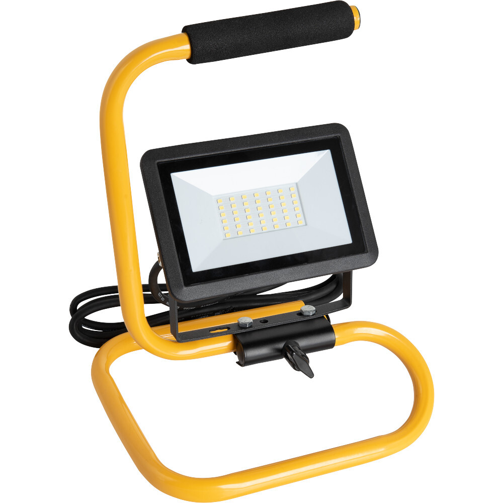 LED Flutlichtstrahler tragbar mit Standfu&szlig; 30 W