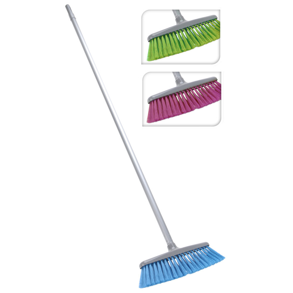 Besen mit Stiel 120 cm